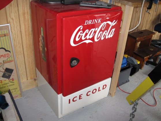 4 cola fridge.jpg
